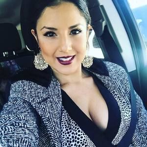 Meet your Posher, Francesca